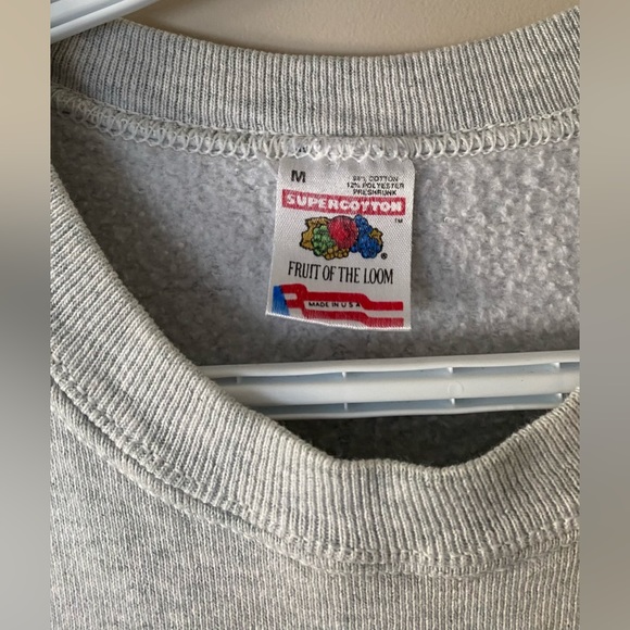 Vintage sweatshirt | Fruit of the loom tag | Made in USA | 90s - Picture 4 of 5